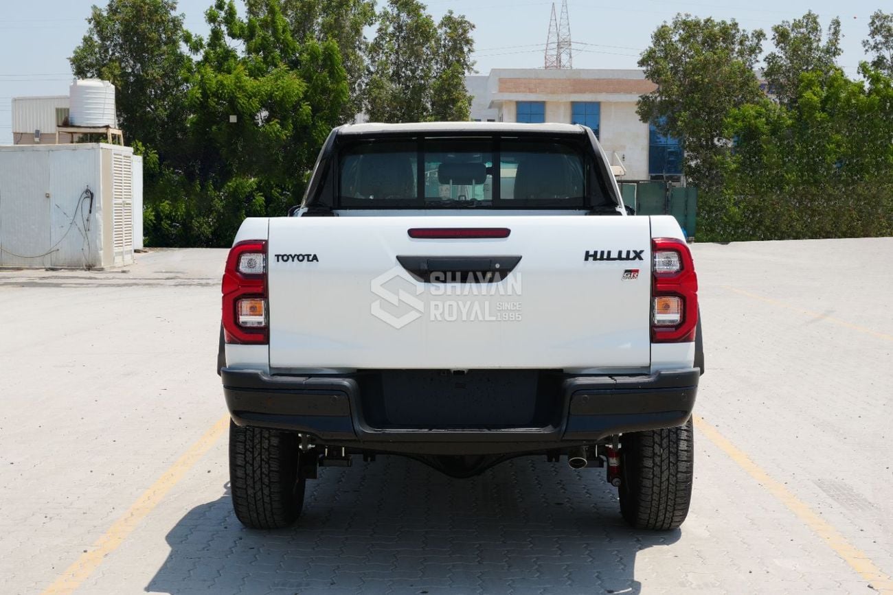 تويوتا هيلوكس GR SPORT 2.8L 4CYL DIESEL DC AT 4WD 2026MY