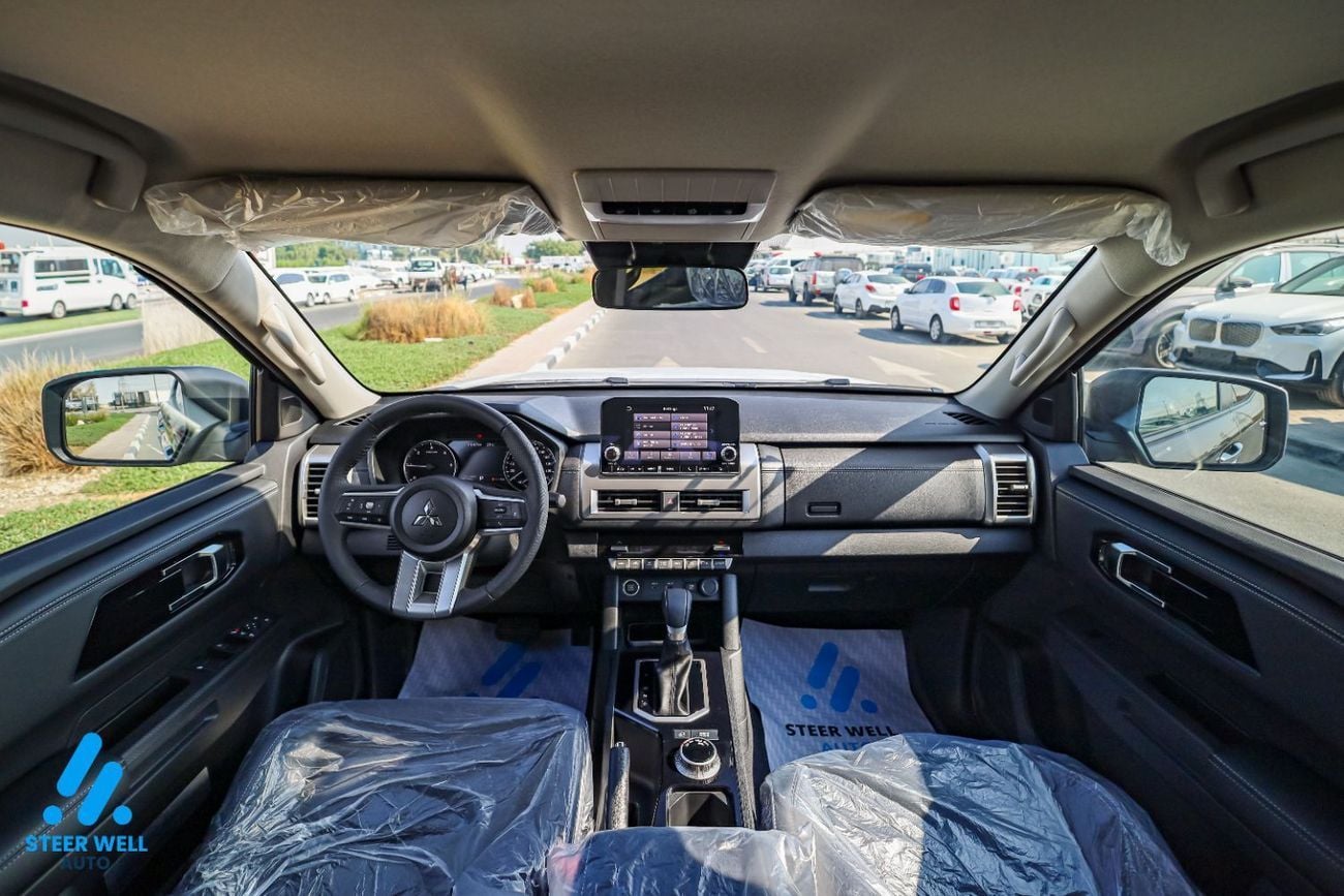 Mitsubishi L200 SPORTERO (NON GCC) SPORTERO 2.4L DIESEL DCABIN 4WD 6AT CHROME EDITION 2026 MODEL