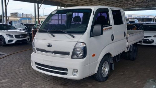 Kia K2700 ١١١١