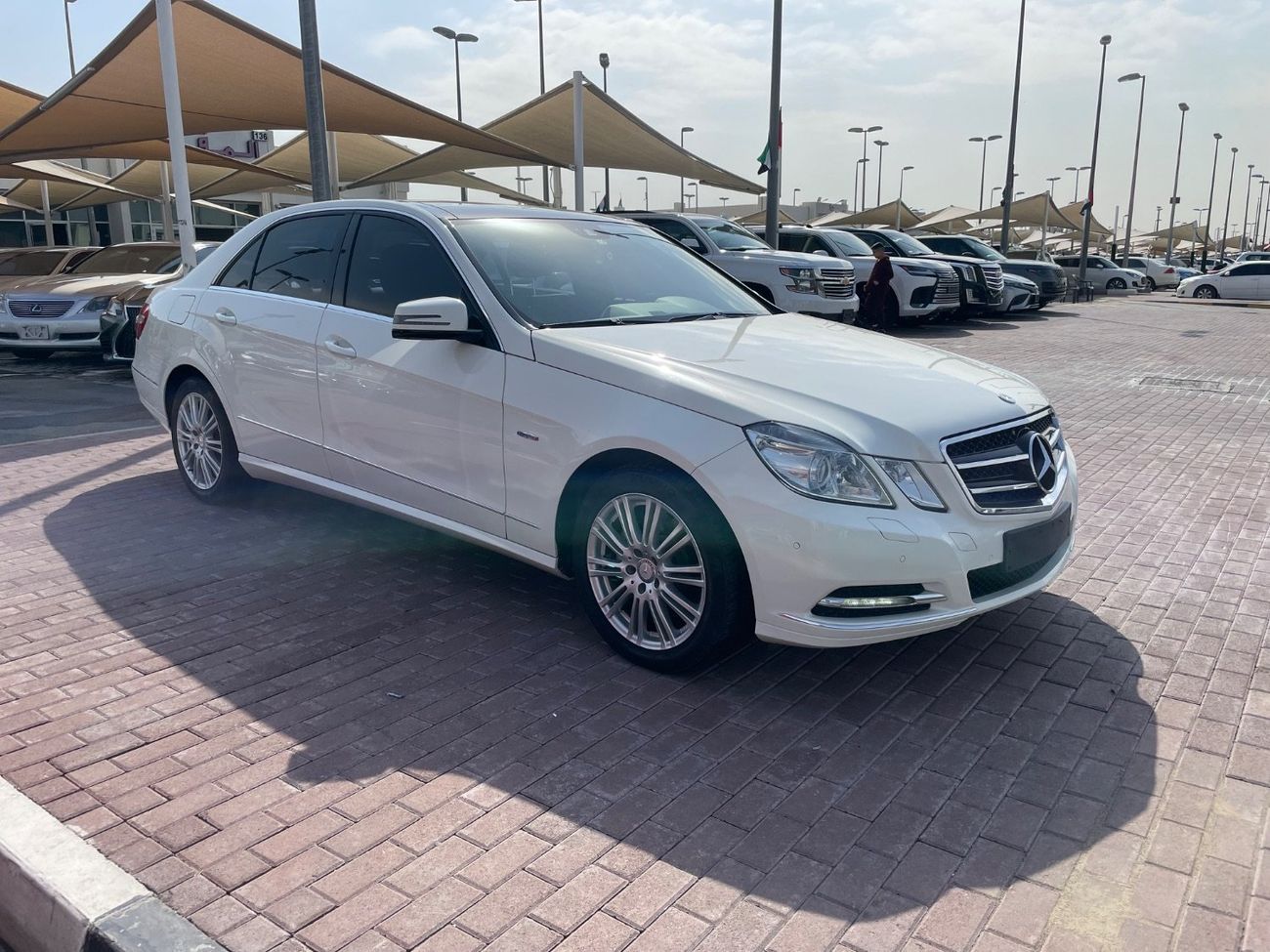 مرسيدس بنز E300 مرسيدس E300 فل اوبشن وارد كوريا اوراق جمارك