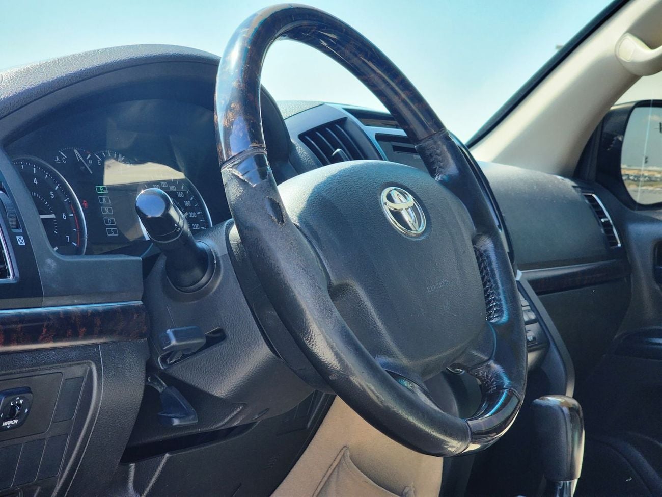 Toyota Land Cruiser GX.R V8