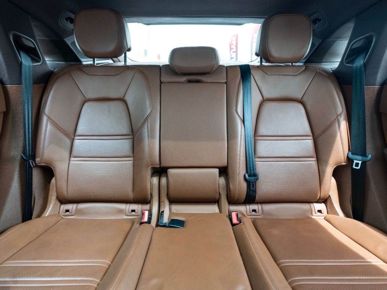 Porsche Cayenne Std 3.0L (340 HP)