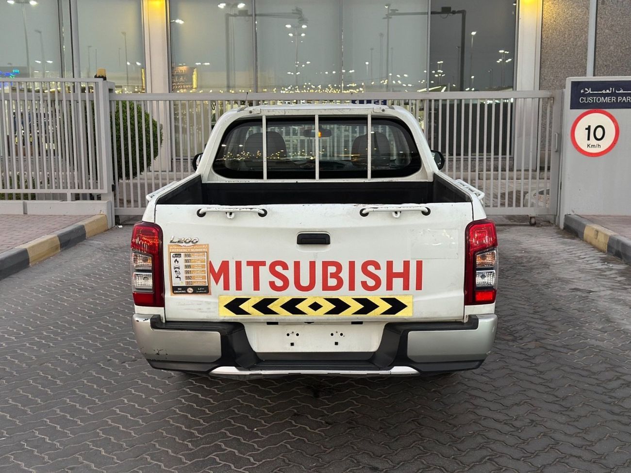 Mitsubishi L200 GL 2.5L Double Cab Utility RWD