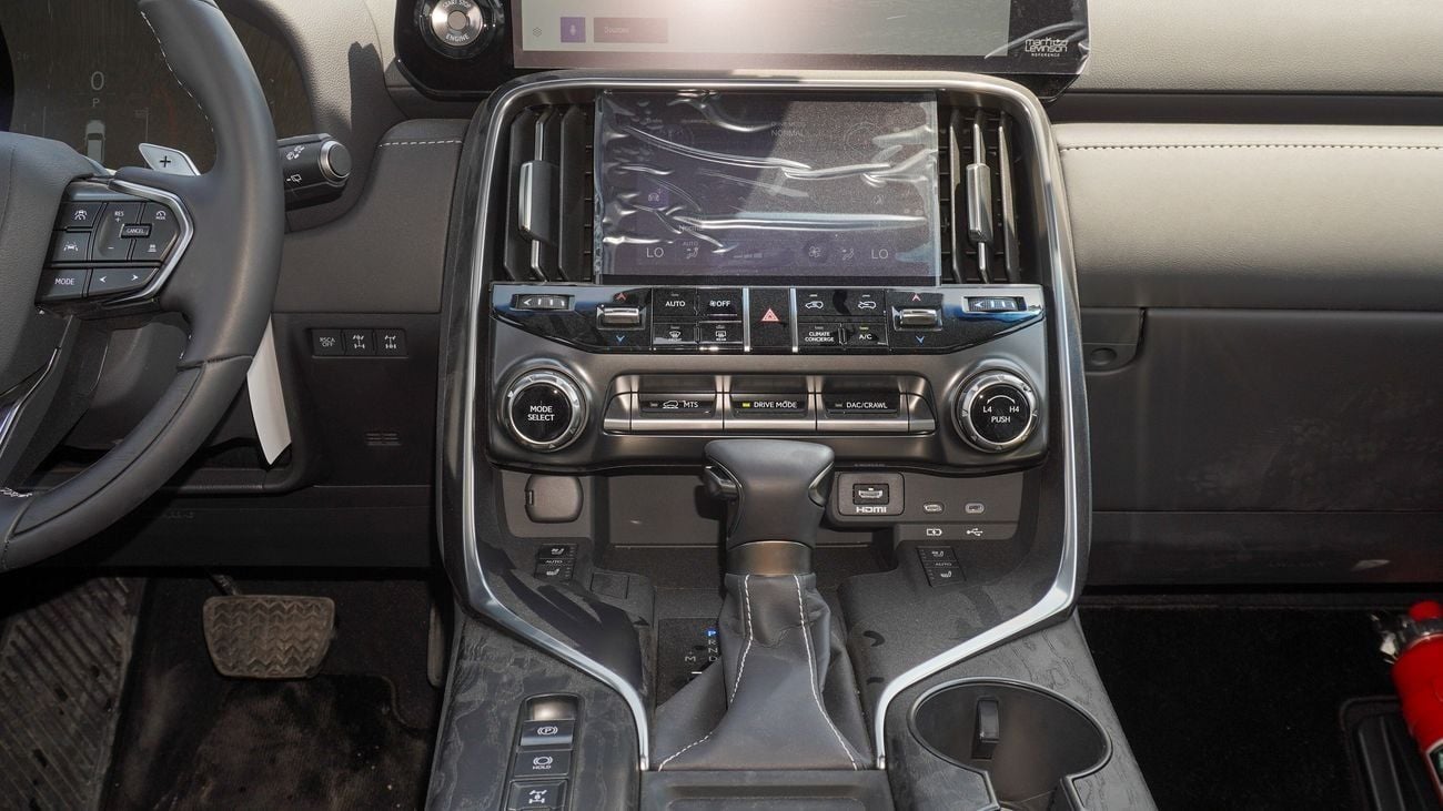Lexus LX600 OVERTRAIL 3.5L V6