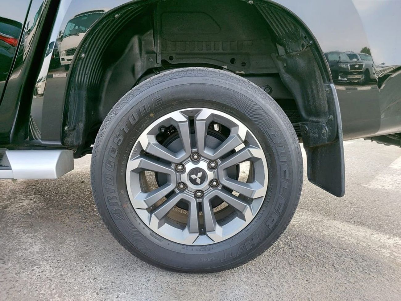 ميتسوبيشي تريتون MITSUBISHI TRITON PICK UP RHD 2021 MODEL 2.4 L DIESEL AUTOMATIC(PM20771)