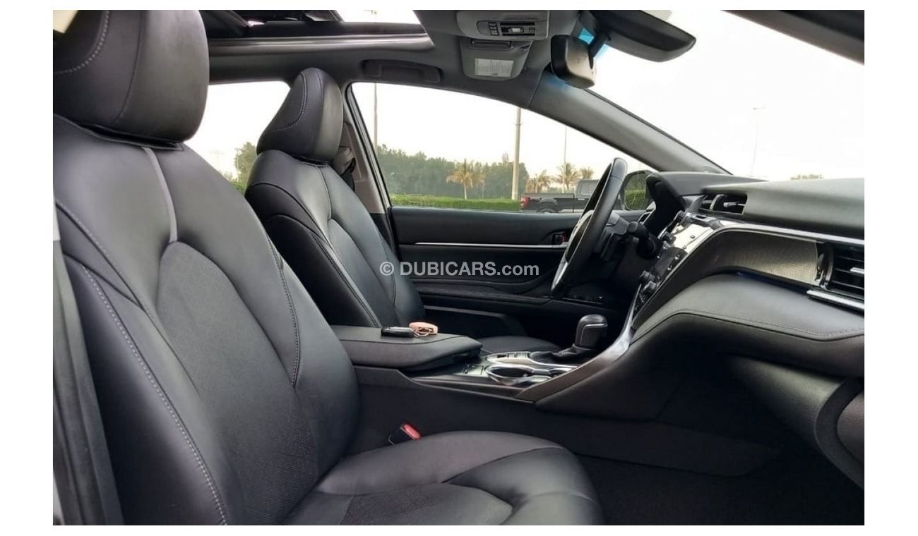 Toyota Camry XSE 2.5L V4 Full option