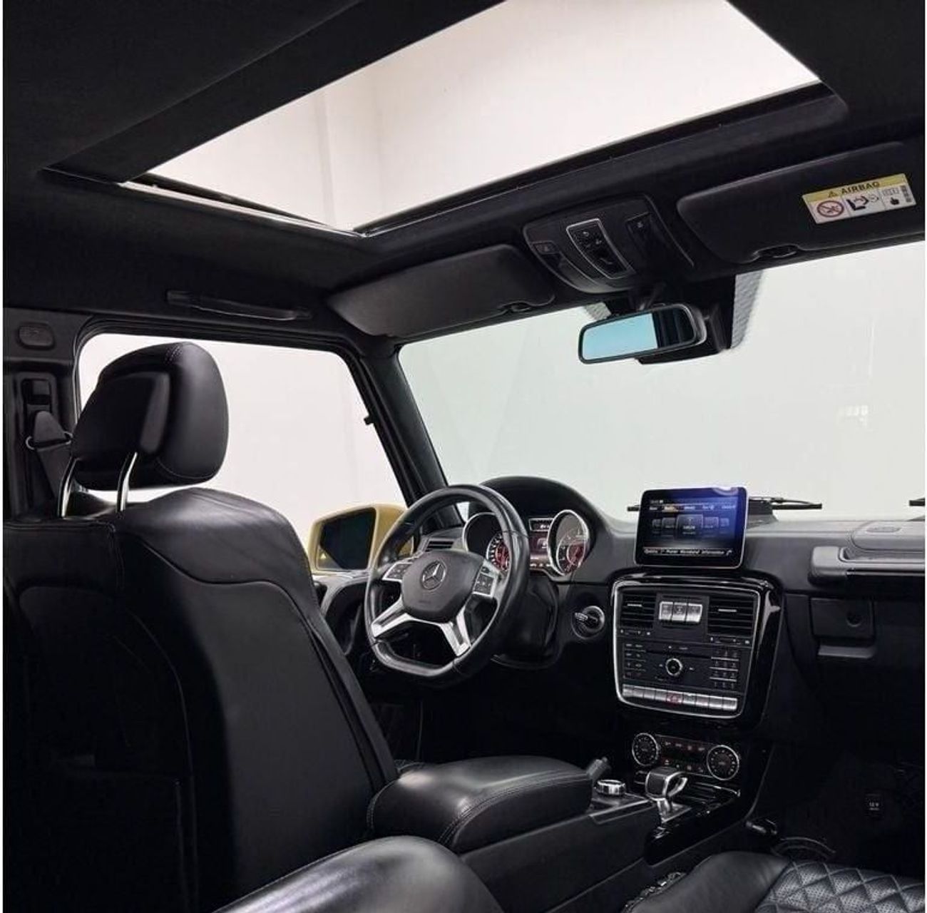 Mercedes-Benz G 63 AMG Std 5.5L 2017 Mercedes Benz G63 AMG, Service History, Excellent Condition, GCC