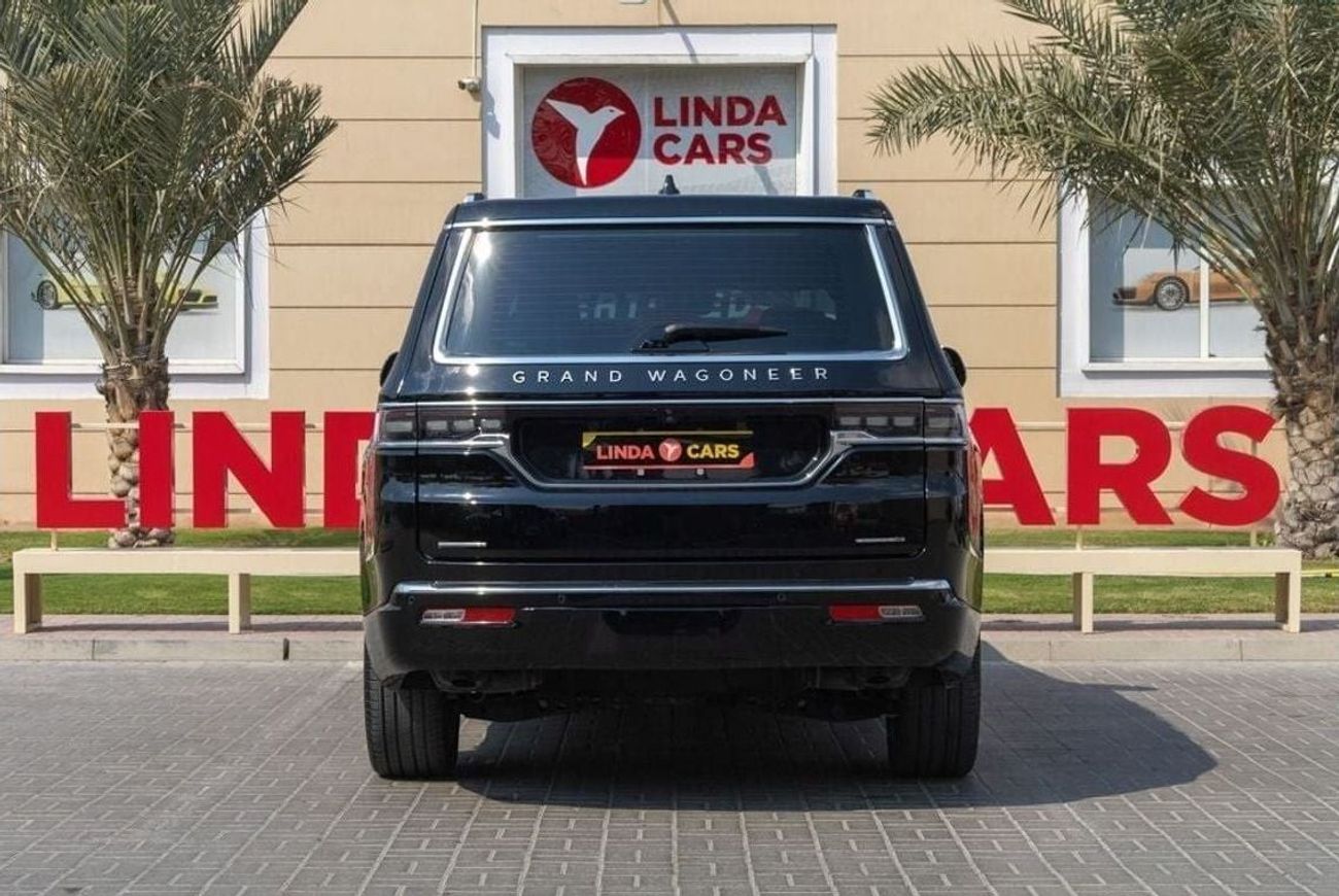 Jeep Grand Wagoneer Series III 3.0T Jeep Grand Wagoneer Series III 2023 GCC under Agency Warranty with Flexible Down-Pay