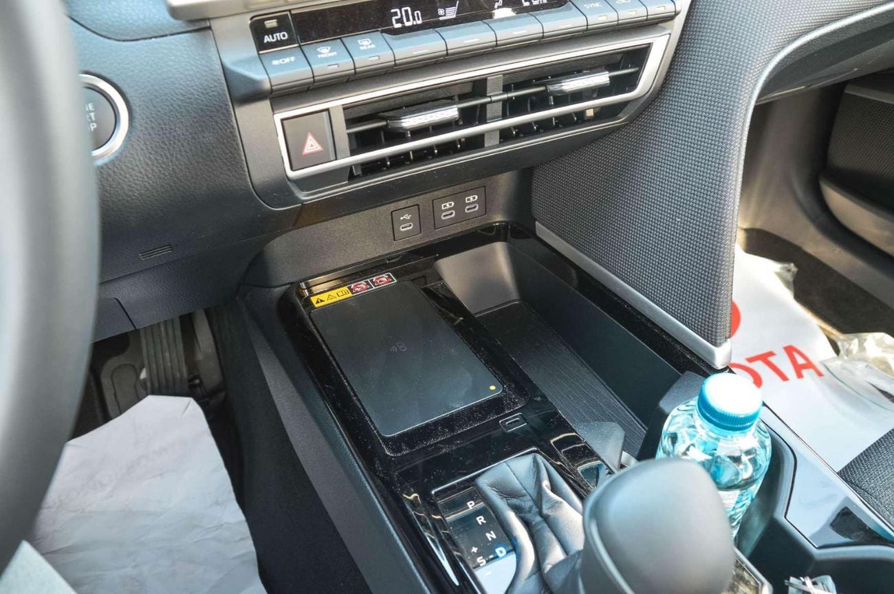 تويوتا كامري TOYOTA CAMRY LE 2.5L FWD PETROL SEDAN 2026
