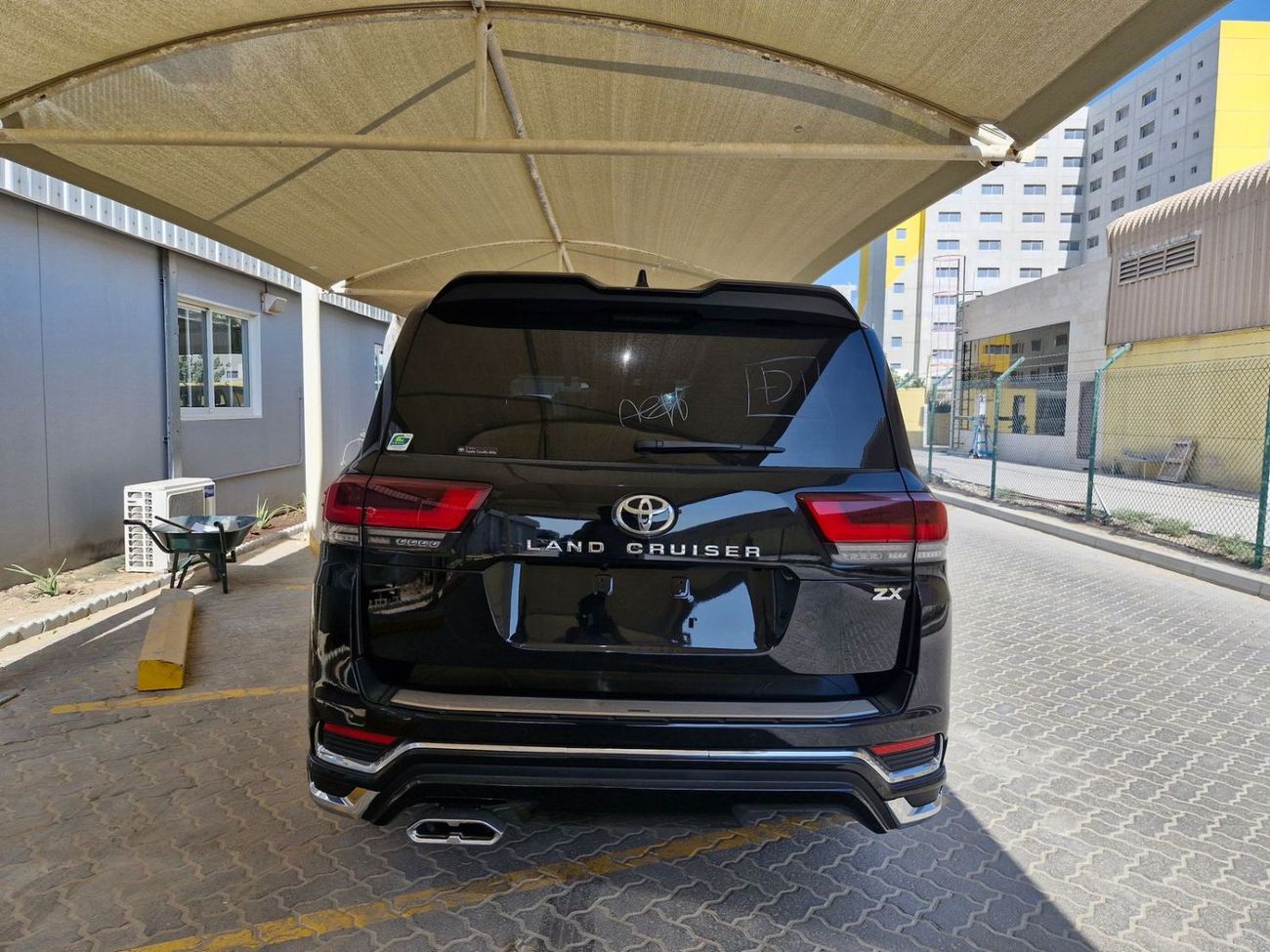تويوتا لاند كروزر 2026 RHD	LAND CRUISER ZX 300 3.5L PETROL BRAND NEW 0KM