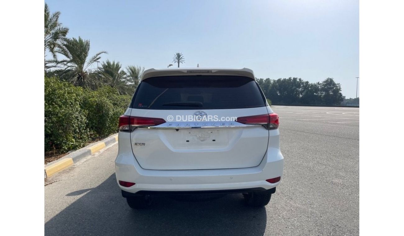 Toyota Fortuner EXR GXR TOYOTA FORTUNER  (GCC  _ SPEC) -  2019- VERY GOOD