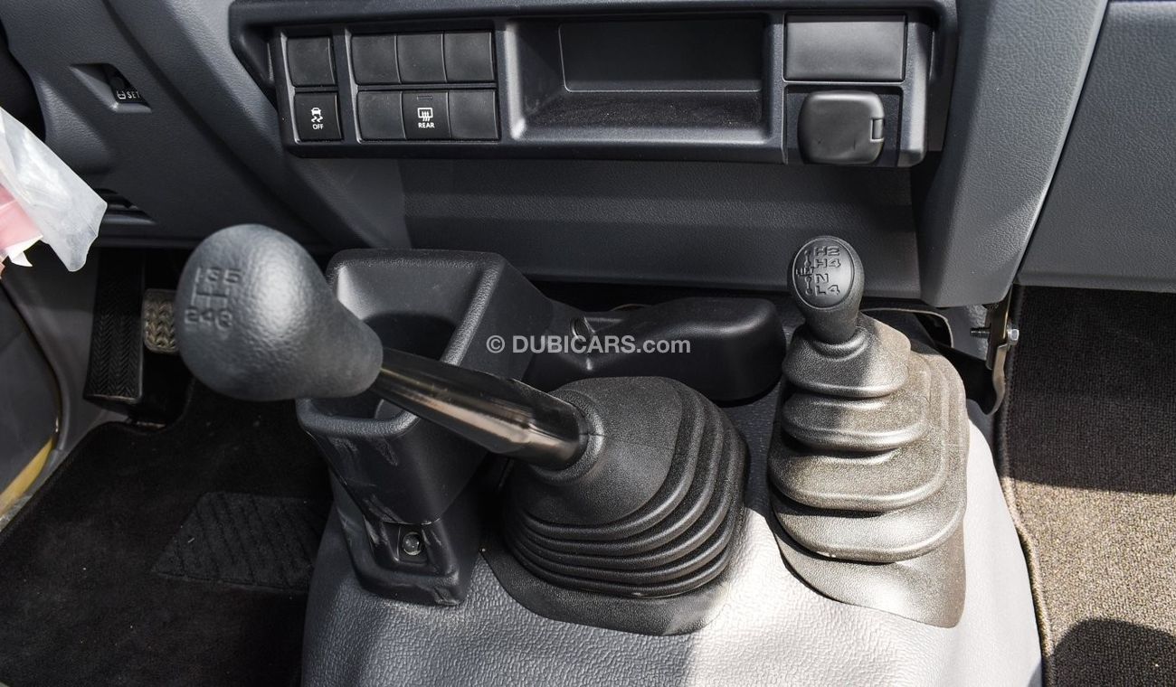 Toyota Land Cruiser 70 4.0L V6 Petrol