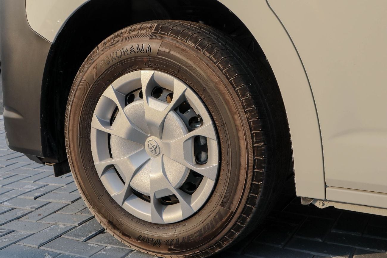 Toyota Hiace GL Toyota Hiace 3.5L Petrol – 2026 Model 13 seater ▾