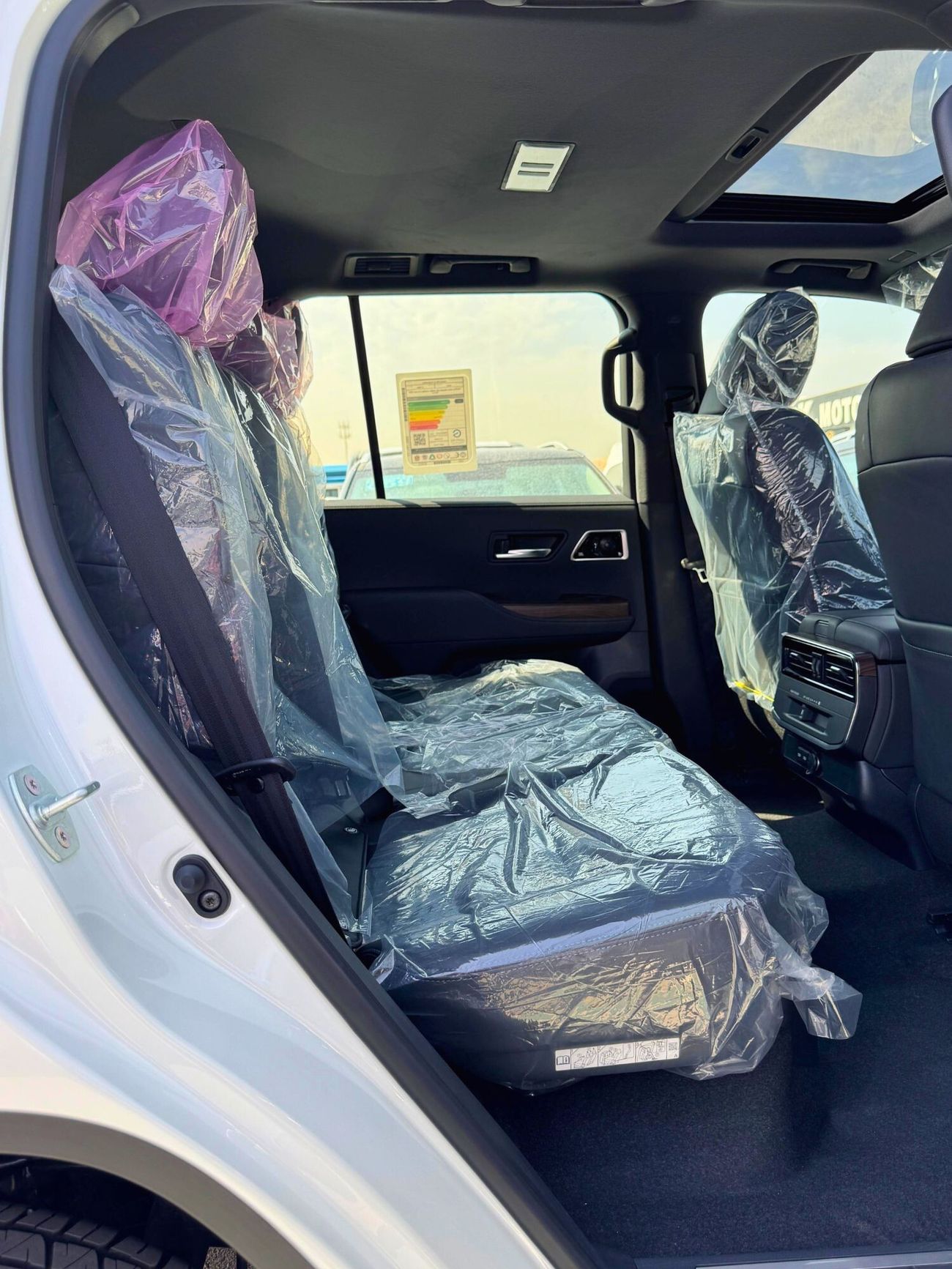 Toyota Land Cruiser / GXR / 3.3L DIESEL / RADAR / JBL SPEAKERS / HIGH OPTION / CODE # 69057