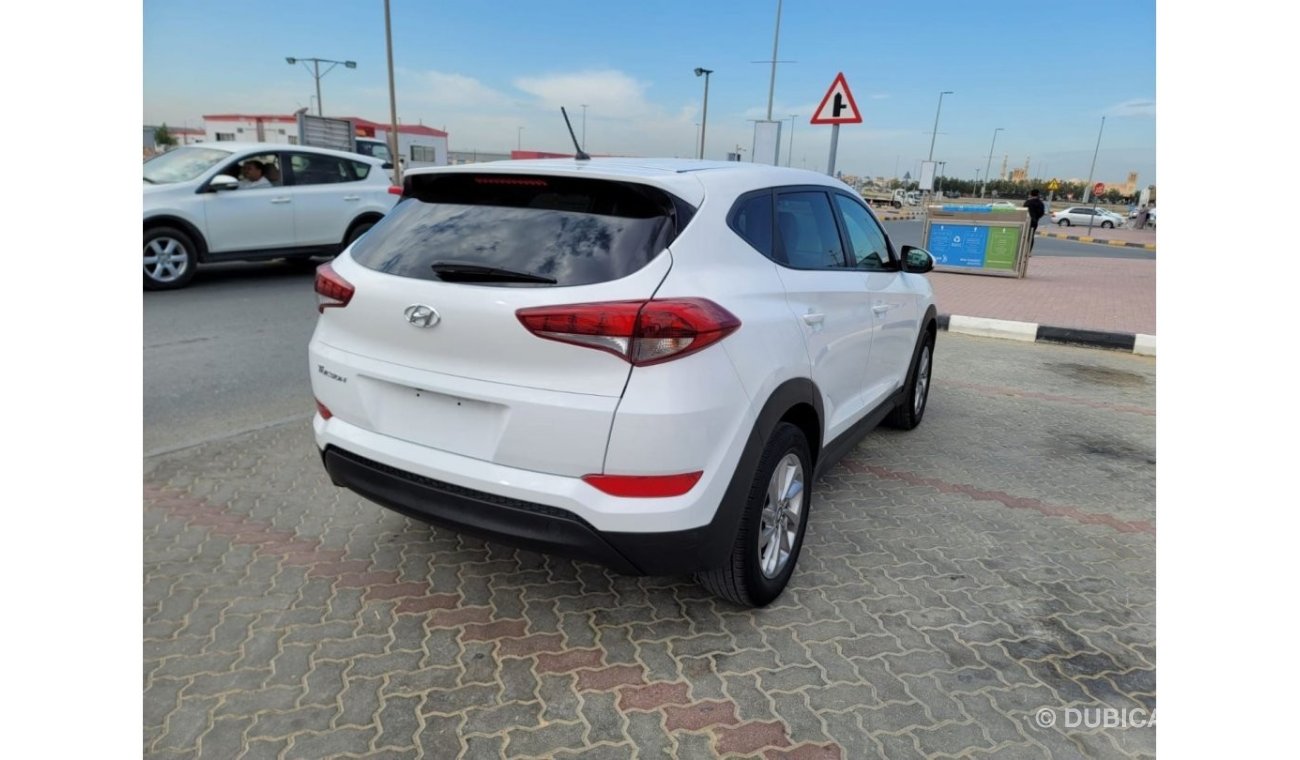 Hyundai Tucson GL Very Clean Car