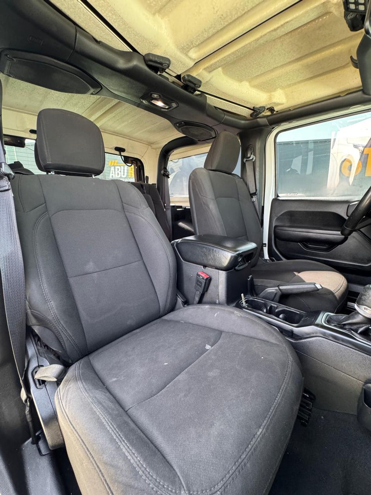 جيب رانجلر Sport S 3.6L M/T