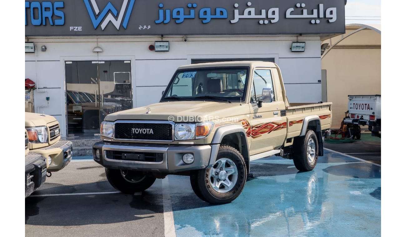 Toyota Land Cruiser Pick Up 2022 MODEL TOYOTA LAND CRUISER 79 SINGLE CAB PICKUP LX V6 4.0L PATROL 4WD MANUAL TRANSMISSION