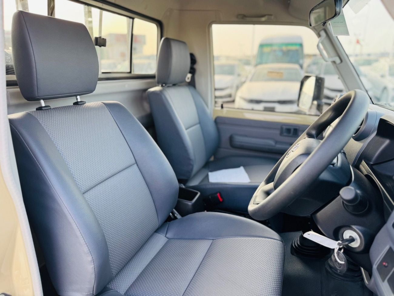 Toyota Land Cruiser 76 Brand new Toyota Land Cruiser single cabin pick up 76