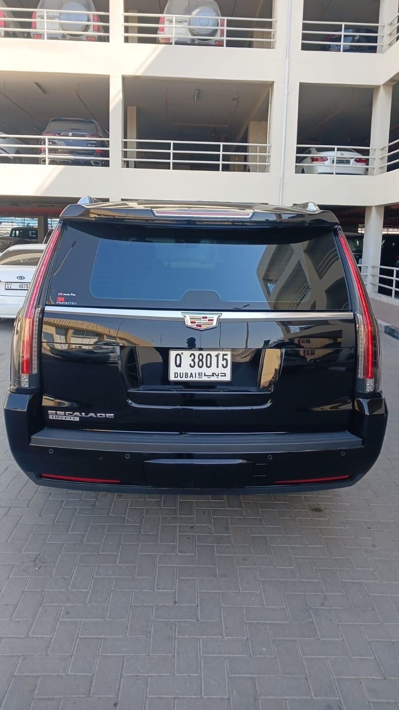 كاديلاك إسكالاد ESV Platinum 6.2L