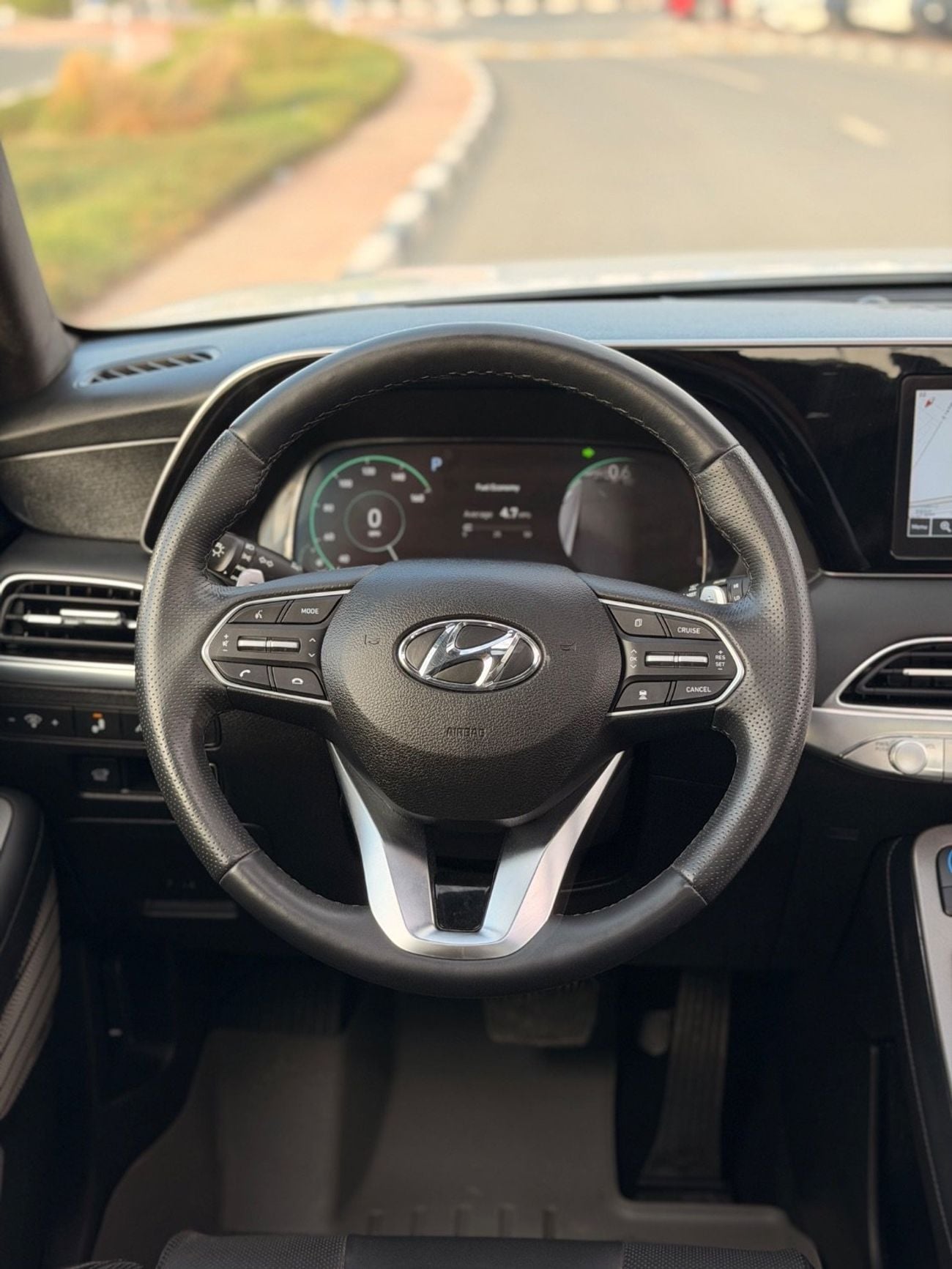 Hyundai Palisade Calligraphy 3.8L / panoramic, 360 camera // head up display full option
