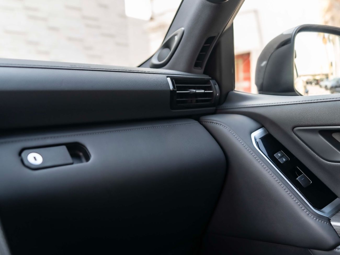 Toyota Land Cruiser GR-S 3.3L