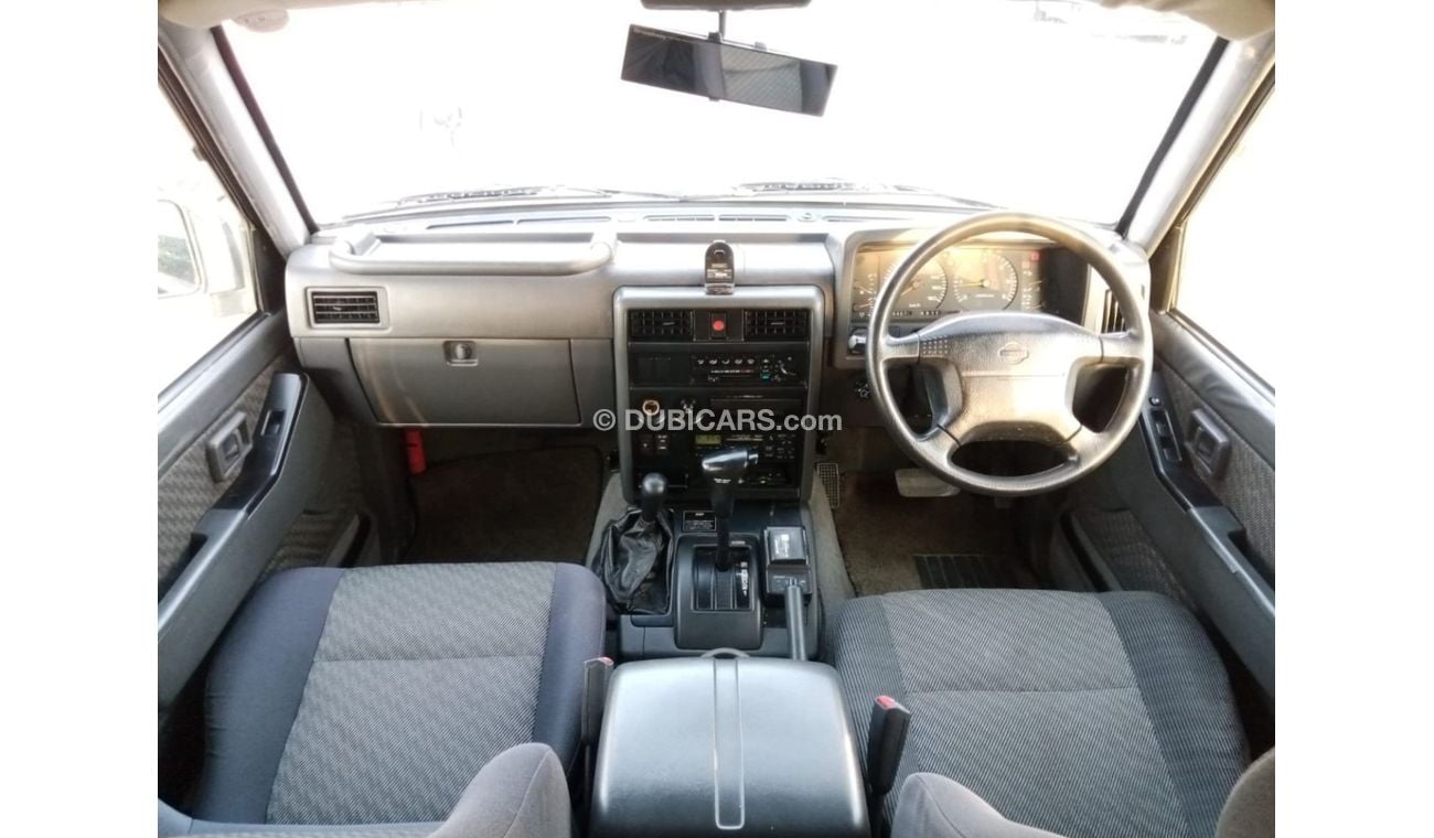 Nissan Patrol Safari NISSAN SAFARI RIGHT HAND DRIVE (PM1029)