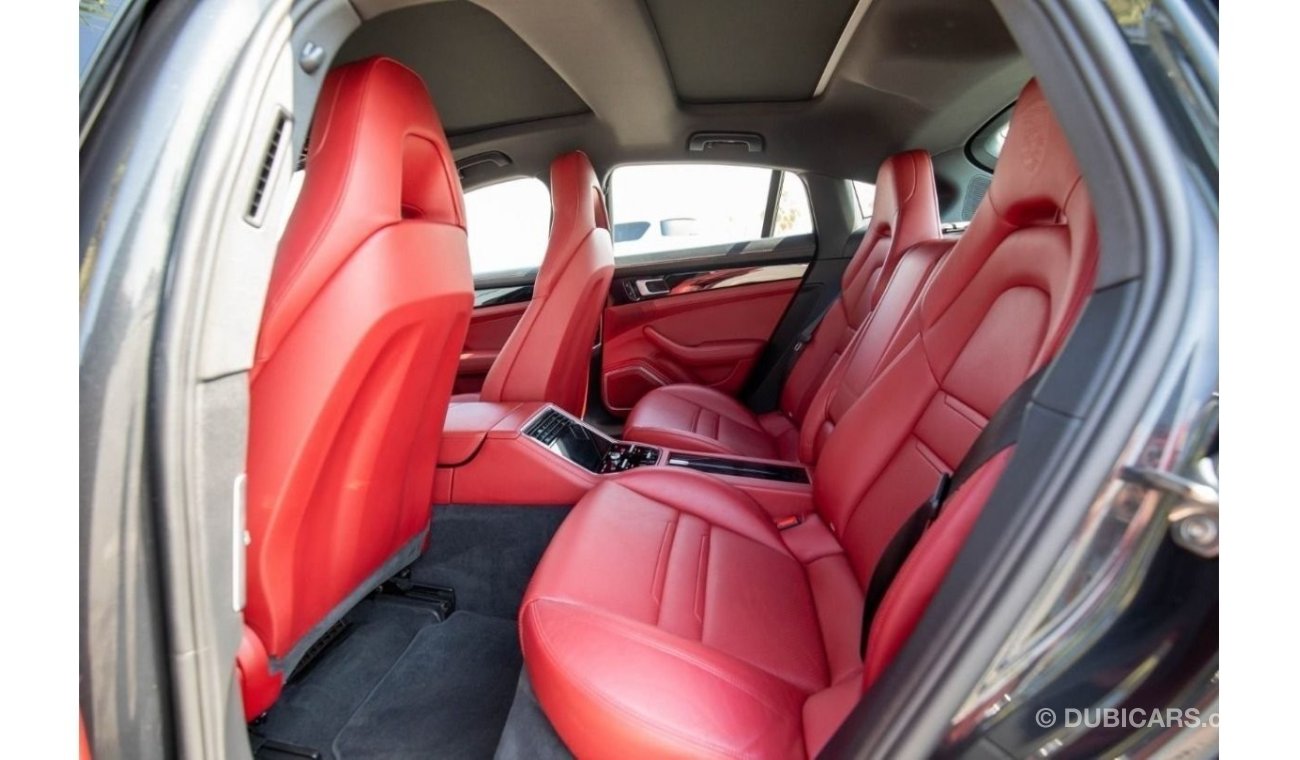 بورش باناميرا ٤ Porsche Panamera 4  3.0T V6  Red Interior  Full Option 2020 GCC