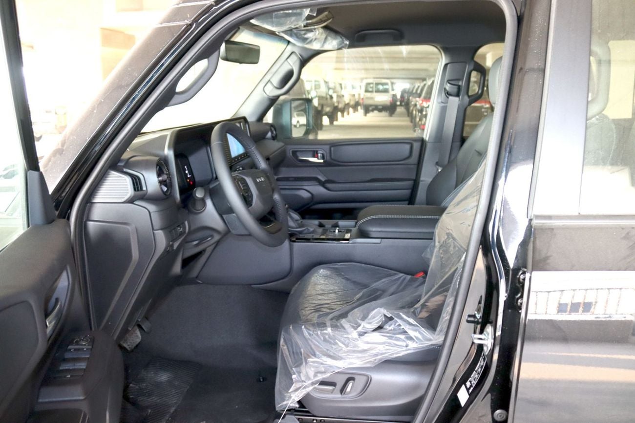 Toyota Prado TOYOTA PRADO / 2.4L V4 PETROL / LETHER WITH DRIVER PWR SEAT / Only for Africa Special Price