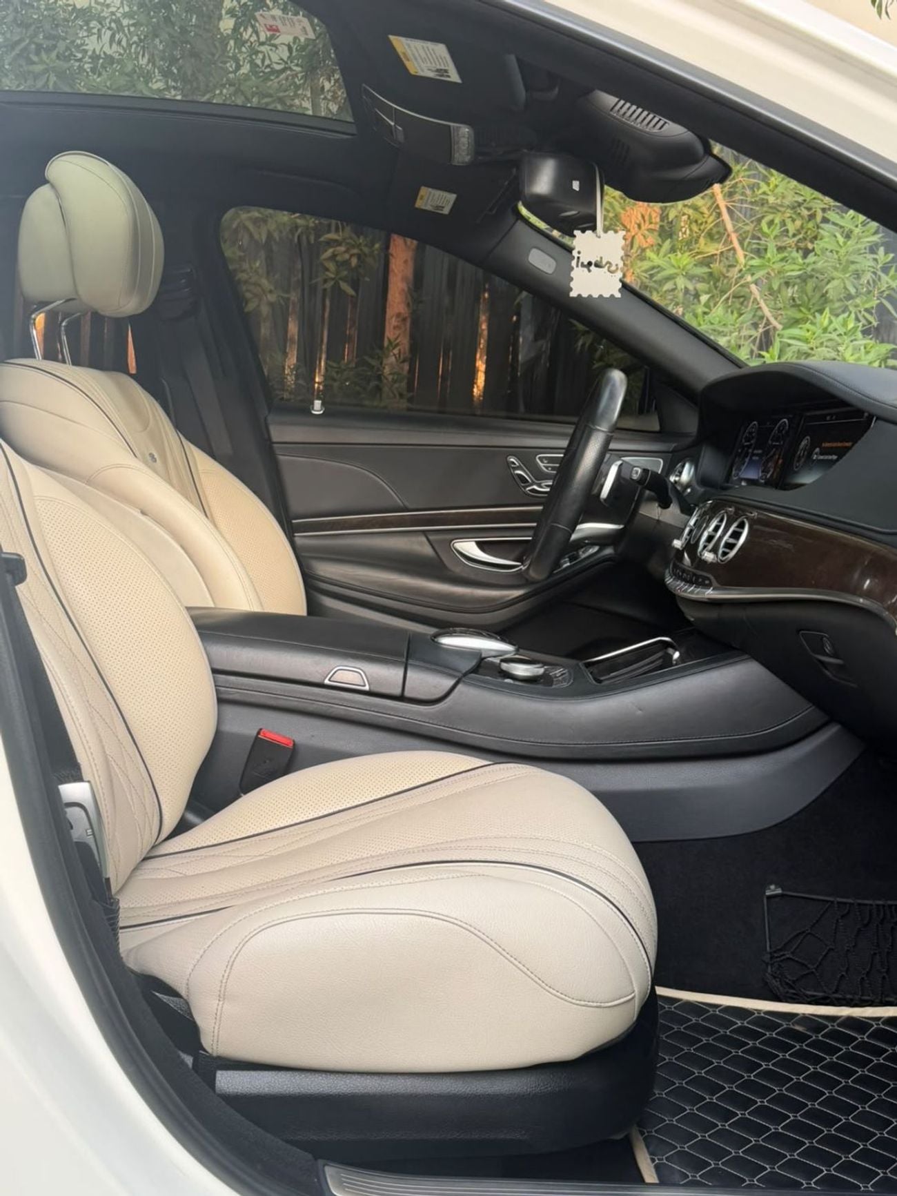 Mercedes Benz S63 AMG STANDARD