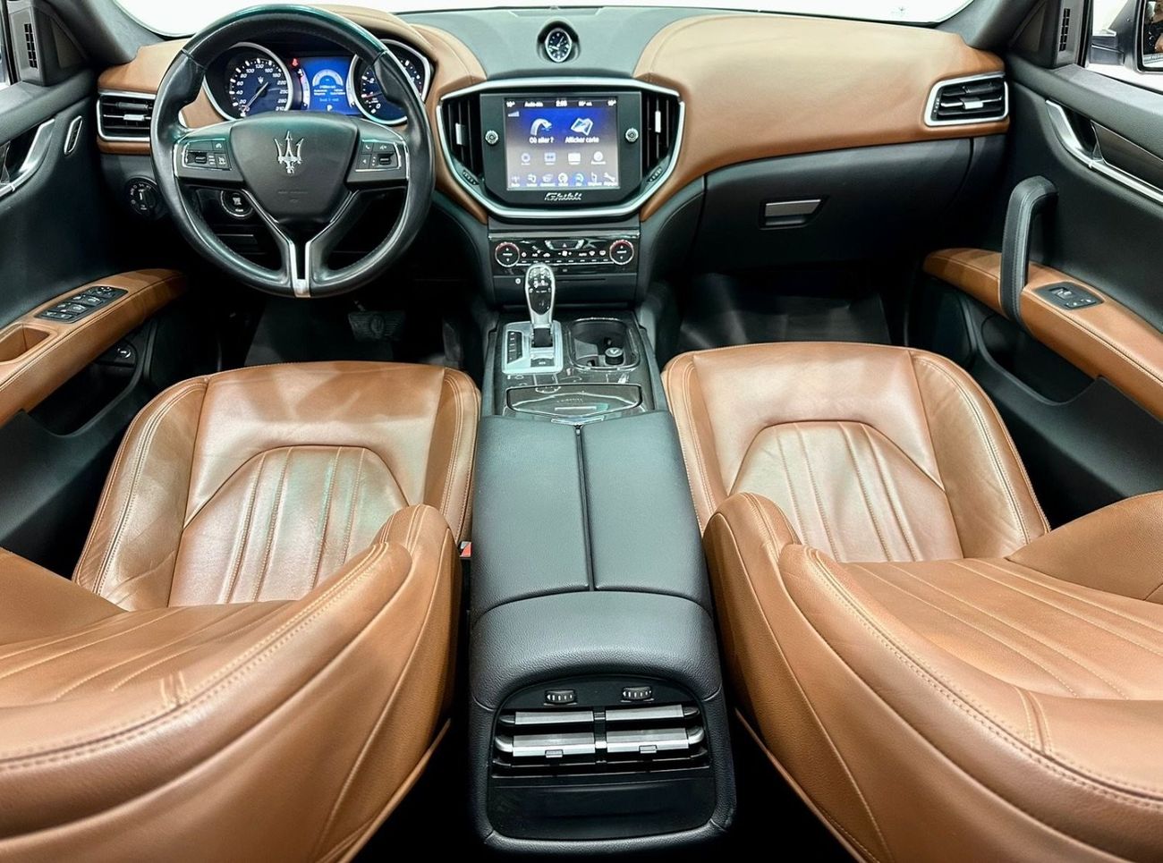 Maserati Ghibli Std 2015 Maserati Ghibli, Service Pack Available, Low kms, GCC Specs