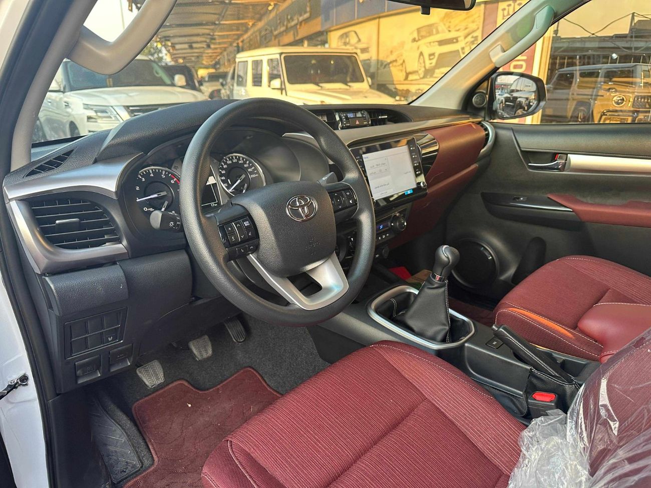 تويوتا هيلوكس GCC SPEC BRAND NEW