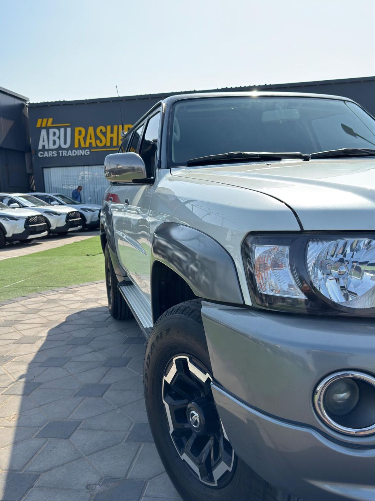 نيسان باترول سفاري Super Safari 4.8L A/T