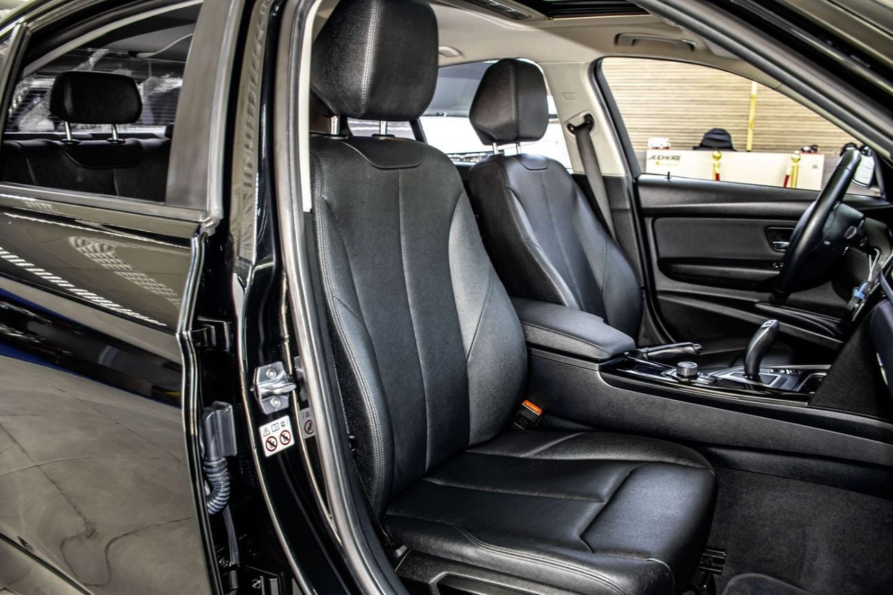 بي أم دبليو 318i EXCLUSIVE BMW 3 Series 318 2018 مواصفات خليجية