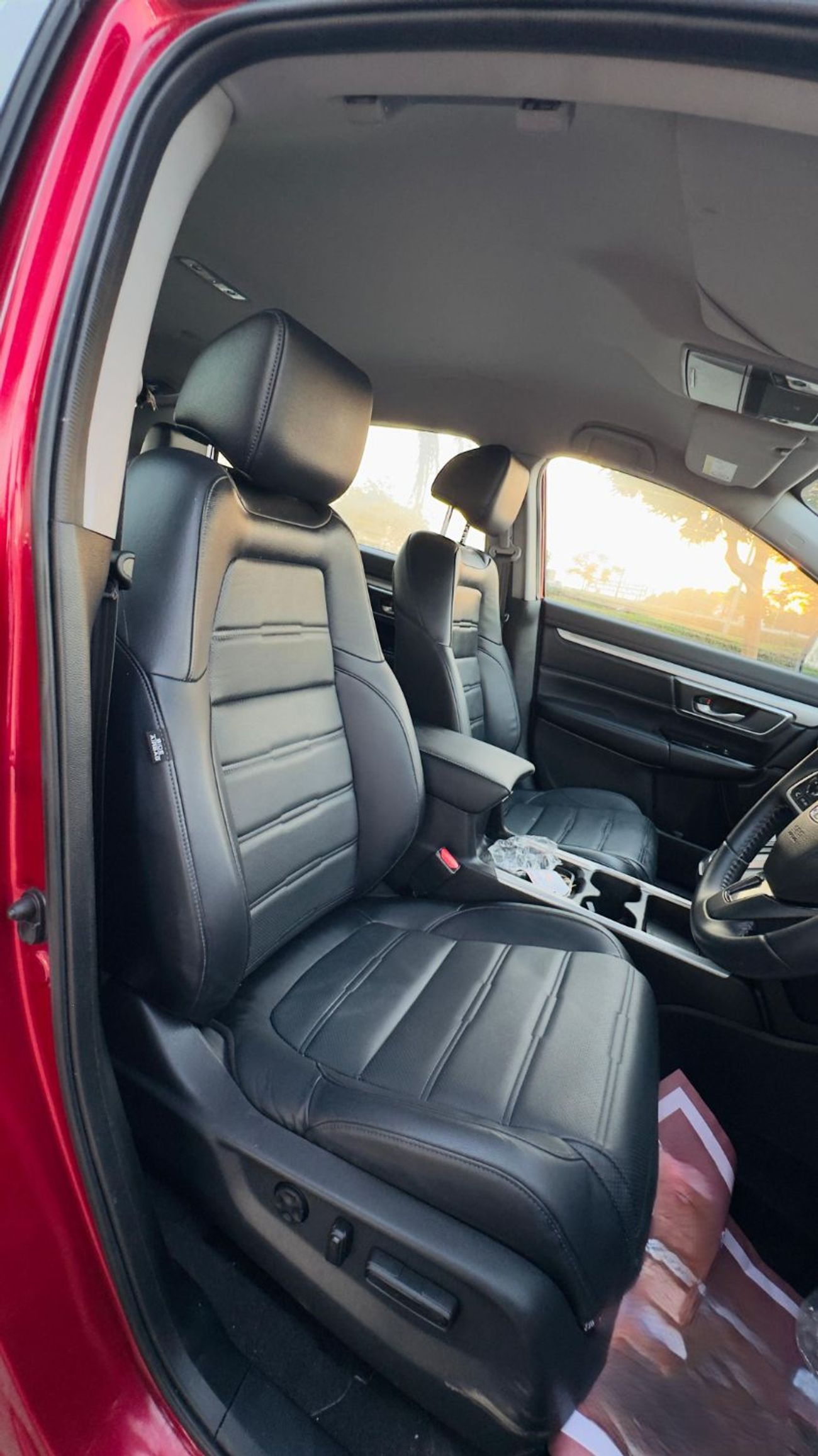 Honda CRV 1.5L AUTOMATIC PETROL | RHD | 4WD | REAR CAMERA, LEATHER SEATS & PUSH START