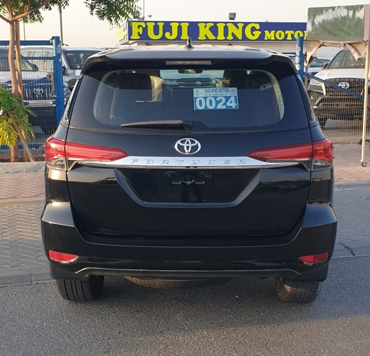 Toyota Fortuner 2.7L - (4 CYLINDER) - PETROL