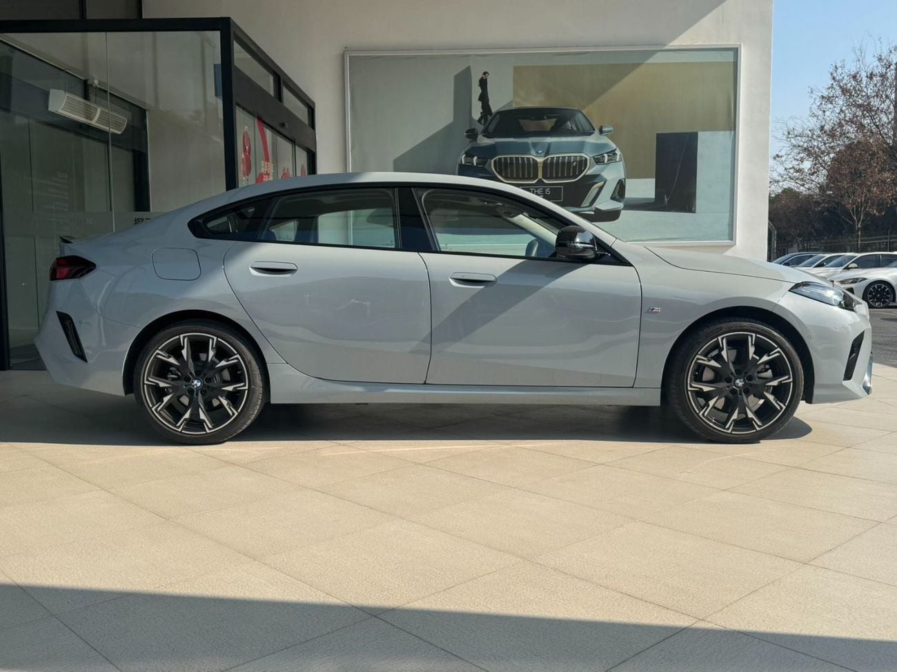 بي أم دبليو 225i Sport Shadow Edition