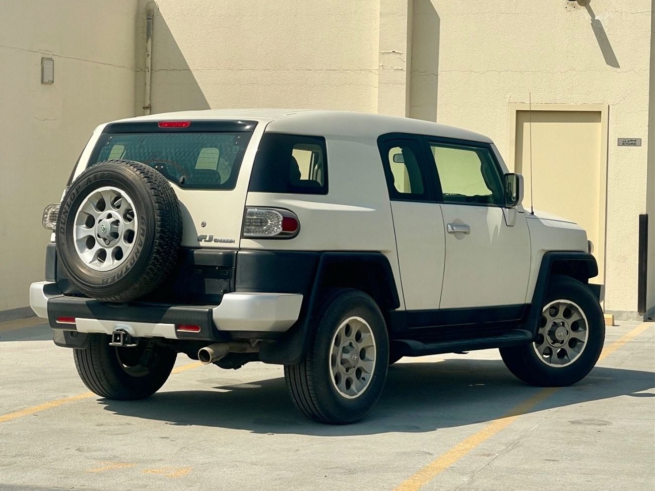 Toyota FJ Cruiser BASE | Manual Transmission | Magnuson Supercharger