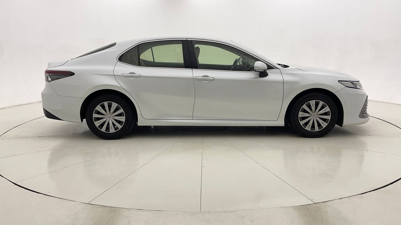 تويوتا كامري S 2.5 | بدون دفعة مقدمة | اختبار القيادة في المنزل