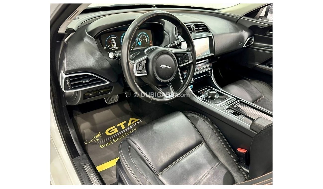 Jaguar XE 2019 Jaguar XE Prestige, Warranty, Nov 2024 Jaguar Service Pack, New Tyres, GCC