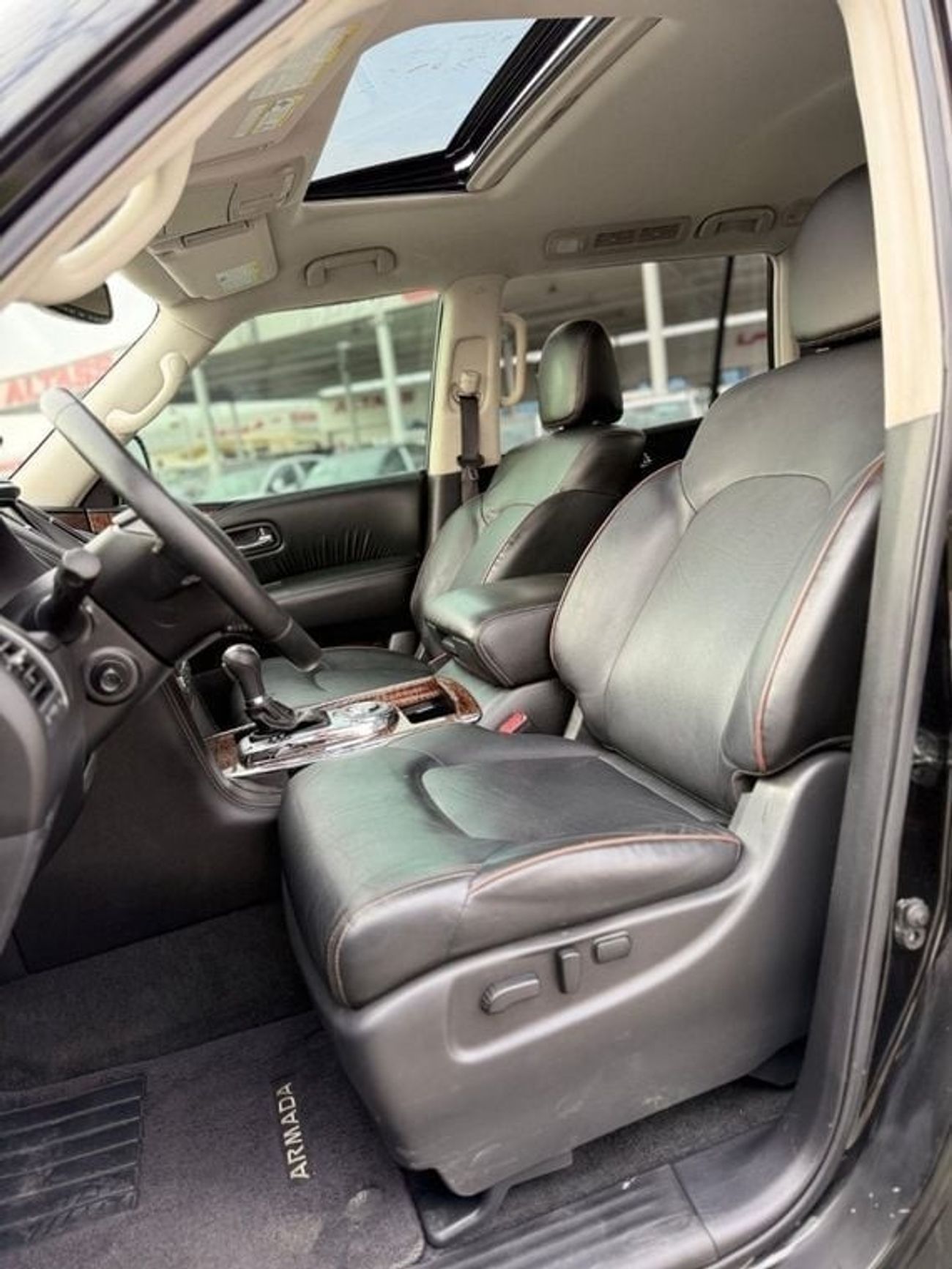 Nissan Armada SV 360 camera Sunroof low mileage