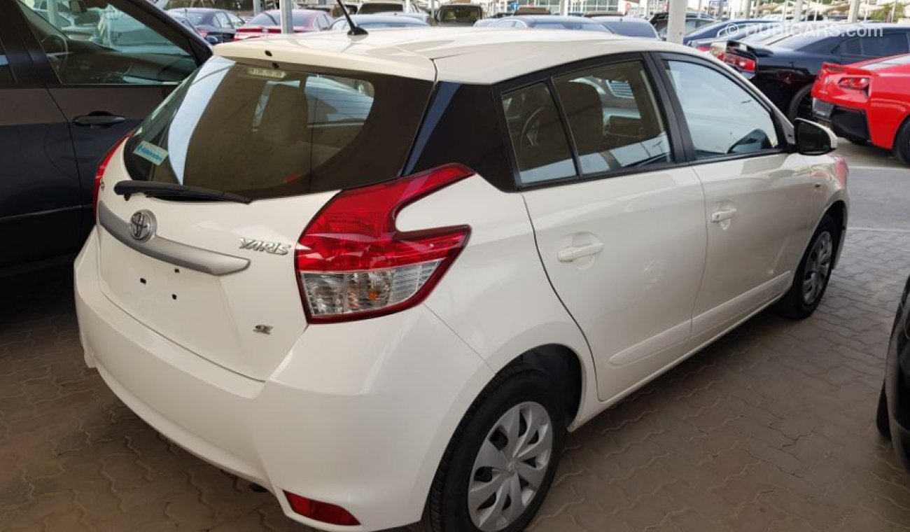 Toyota Yaris 2016  gcc specs low mileage