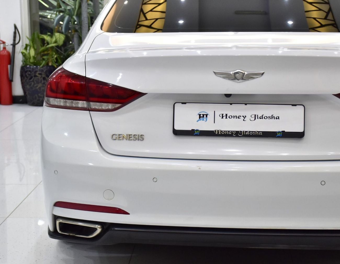 Hyundai Genesis PLATINUM EXCELLENT DEAL for our Hyundai Genesis 3.8 ( 2016 Model ) in White Color GCC Specs