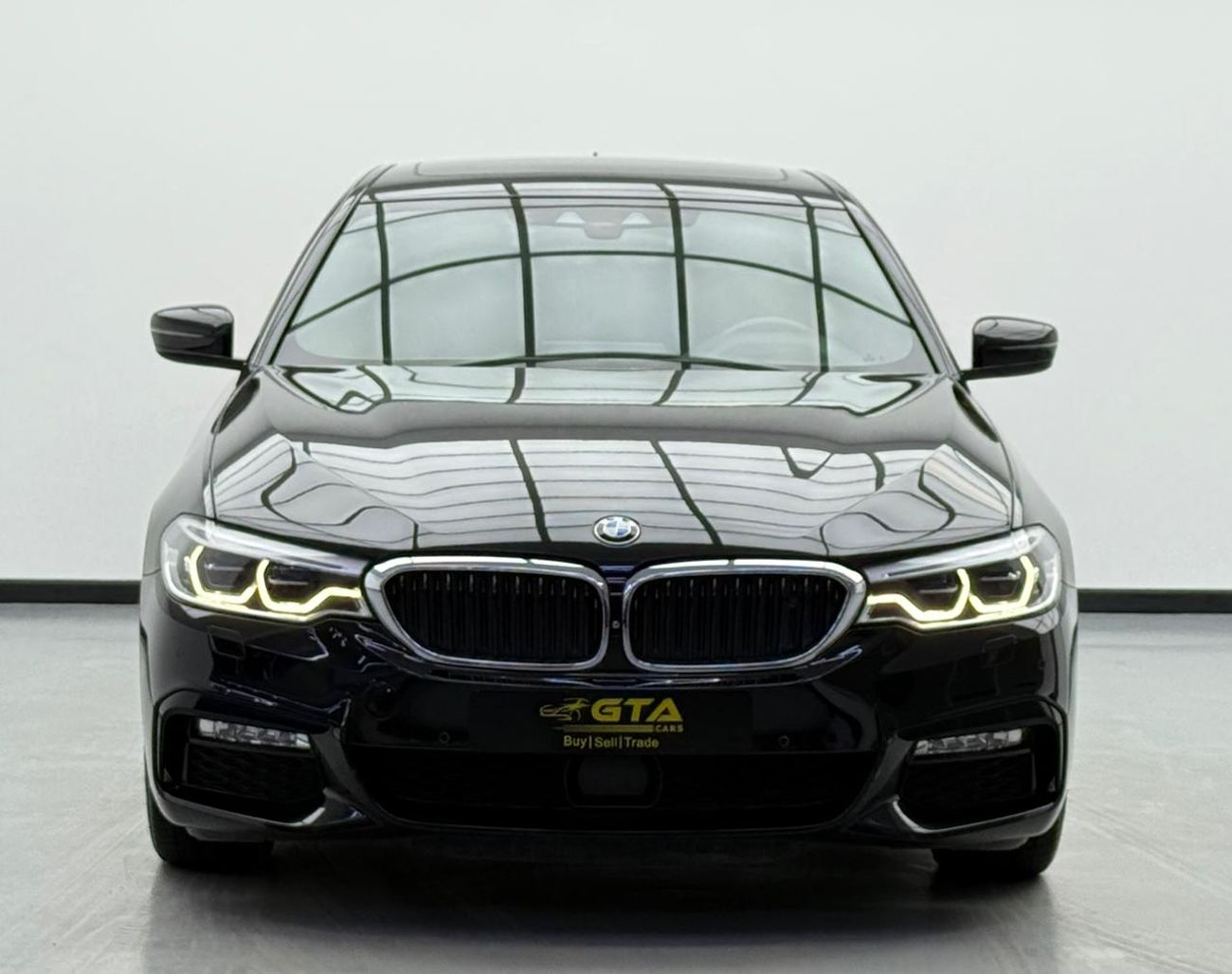 بي أم دبليو 530i 2018 BMW 530i M-Kit Masterclass, 2025 BMW Warranty + Service Pack, Full BMW Service History, GCC