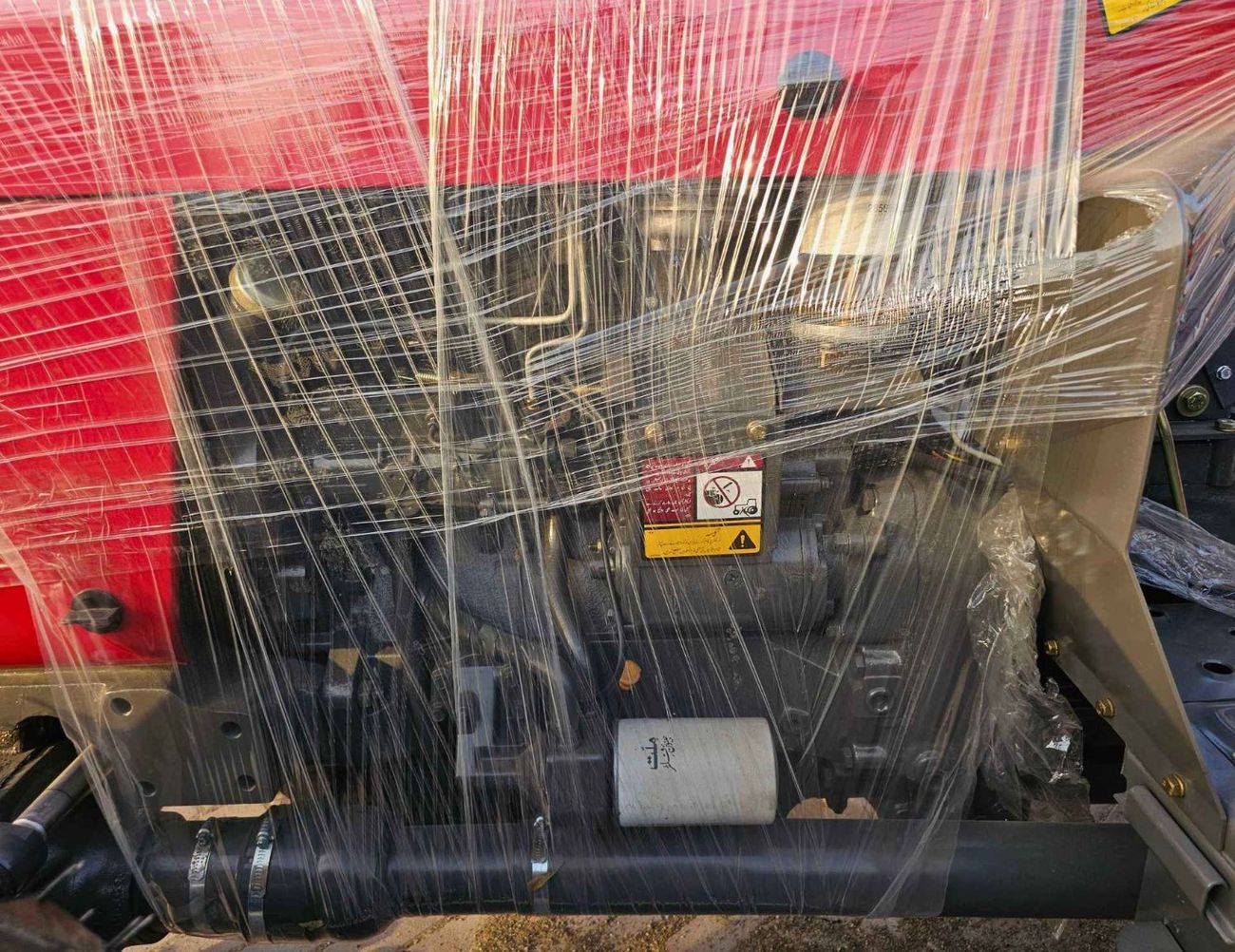 Massey Ferguson 385 TRACTOR / DIESEL / M/T / 4WD / DISC PLOUGH & WITH HARROW (CODE # 69072)