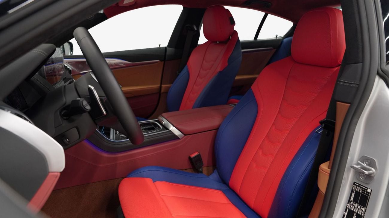 BMW M850i xDrive 4.4L