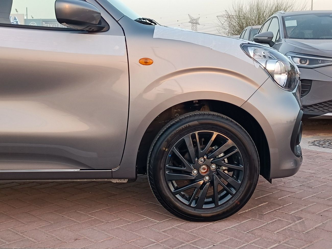 Suzuki Celerio 1.0L V4, GLX, Black Rims, A/T, Gear, SPECIAL QUANTITY DEAL OFFER FOR ALGERIA (CODE # CGLM)