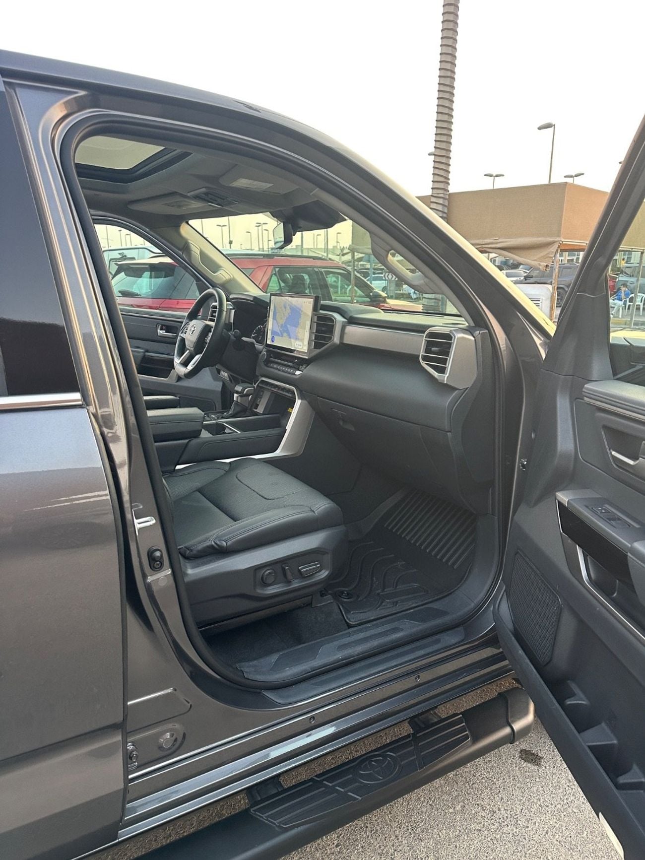 Toyota Tundra SR (NON GCC)