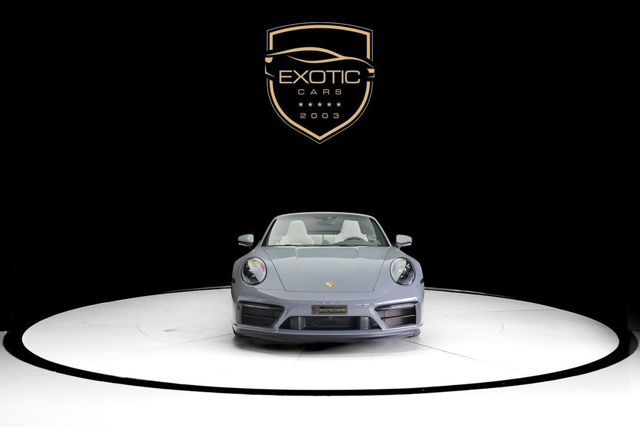 Porsche 911 Carrera 4GTS 3.0L (450 HP) Convertible