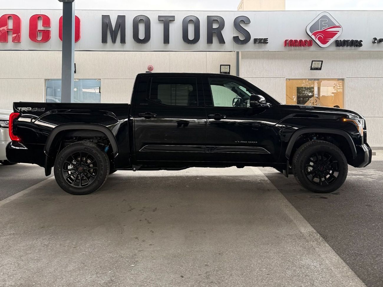 Toyota Tundra TUNDRA LIMITED TRD OFF ROAD 3.4 I-FORCE HYBRID PANORAMA CREW MAX