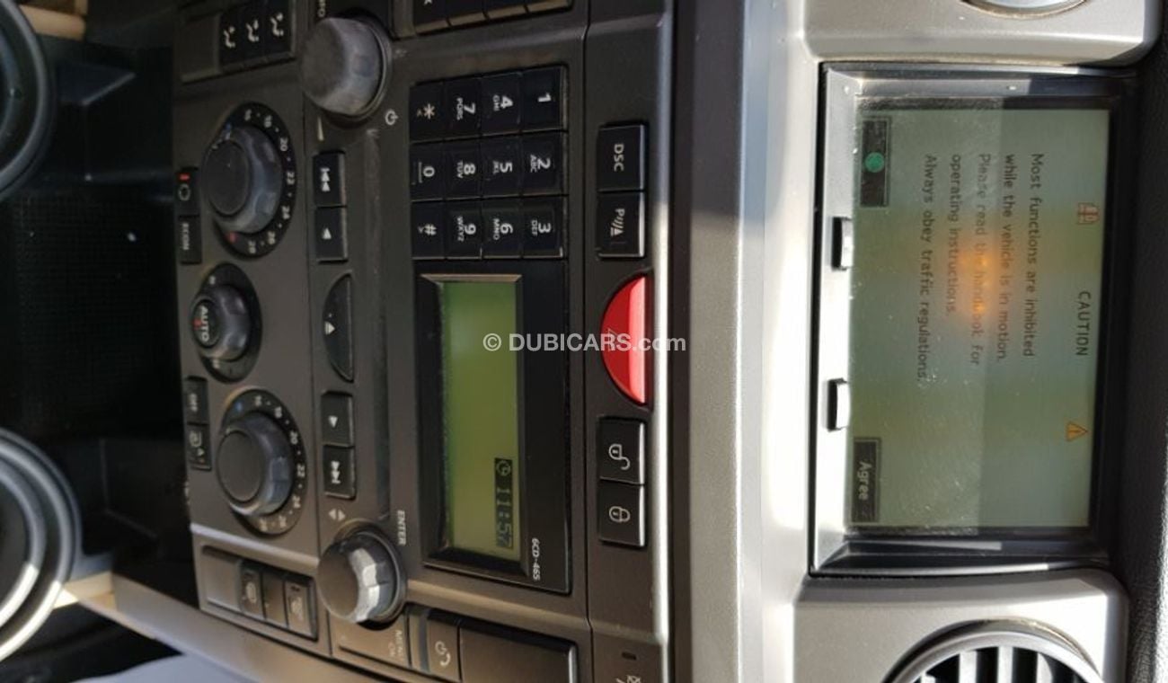 Land Rover Discovery 2007 model Gulf specs Full options 3 sunroof  clean car wellmaintaned